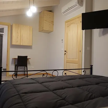 Rooms Maison 3 Magnoni 4*