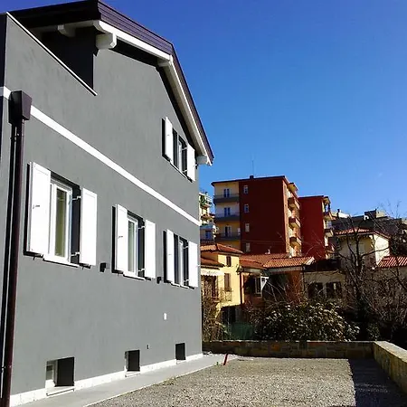 Bed & Breakfast Maison 3 Magnoni